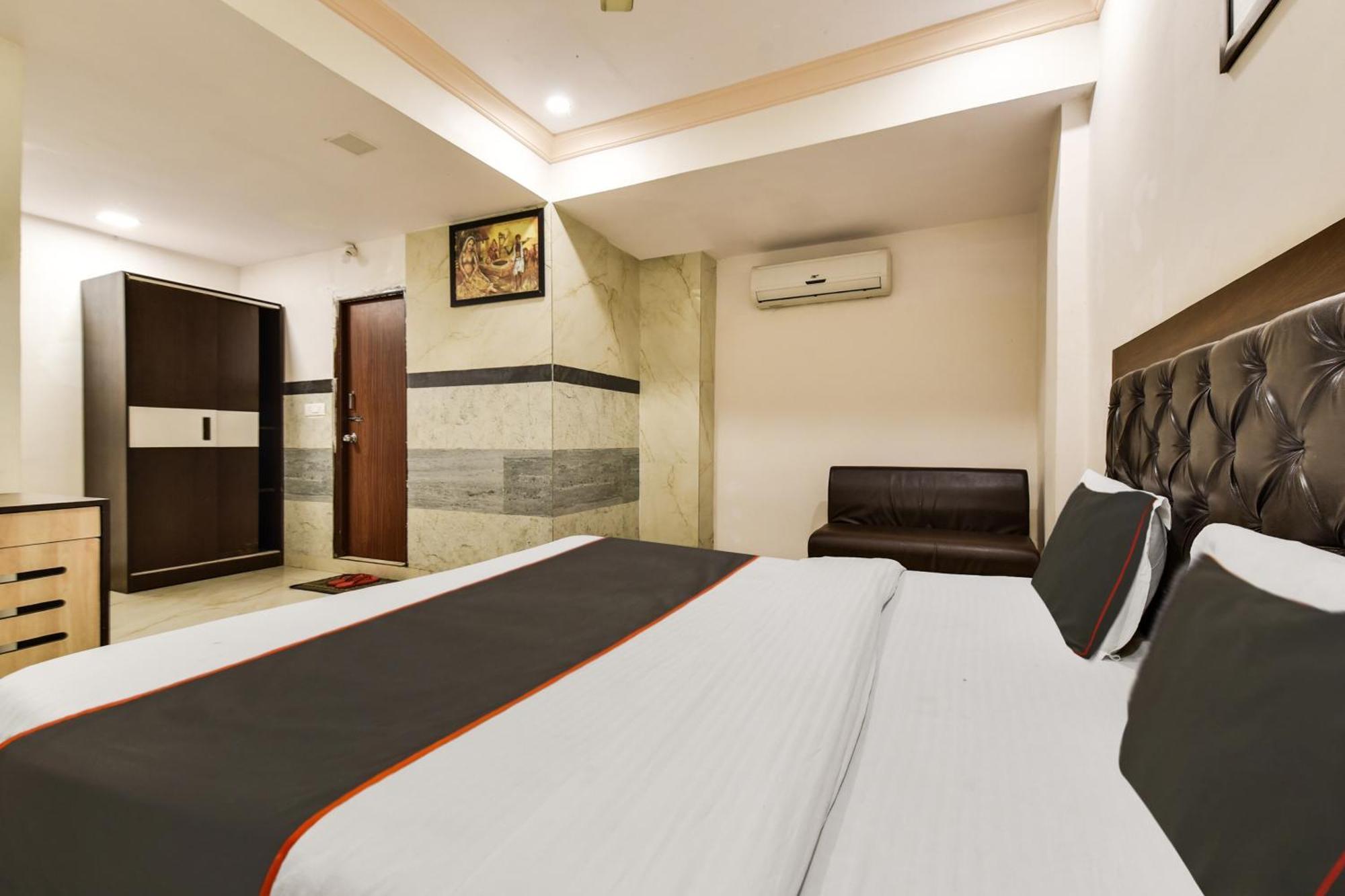 Super Hotel O Ratnam Palace Udaipur Luaran gambar